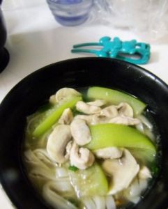 絲瓜口蘑肉絲麵 絲瓜口蘑肉絲麵