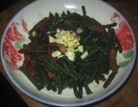 蒜味肉豆角 蒜味肉豆角