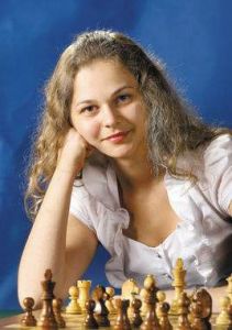 安娜·穆茲丘克 安娜·穆茲丘克