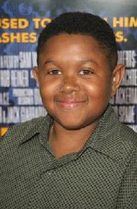 以馬內利·劉易斯 以馬內利·劉易斯