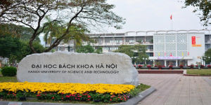 越南河內百科大學