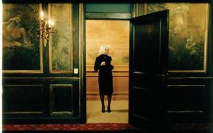 青樓紅杏四十年