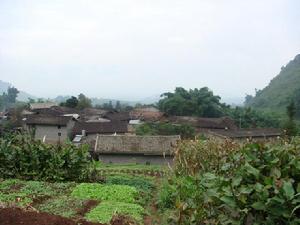 鄧中自然村 鄧中自然村