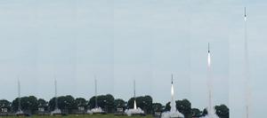 美科學家在飛行試驗中利用鋁-冰火箭推進劑，成功把一枚火箭發射到396.24 米高空