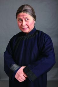 何雲偉反串楊母