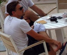 摳腳大漢 摳腳大漢