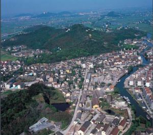 松郡九峰 松郡九峰