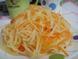 土豆炒白菜胡蘿蔔 土豆炒白菜胡蘿蔔