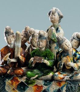 三彩載樂駱駝俑