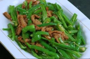 尖椒炒肉絲
