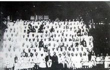 孫中山於1912年就任臨時大總統時與東莞孫氏宗親的合影。