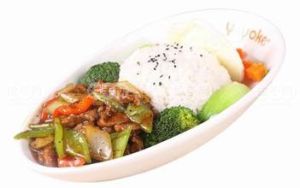 三椒牛肉飯 三椒牛肉飯