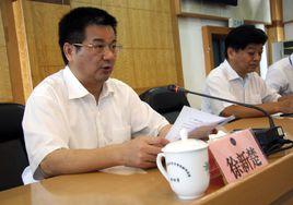 徐新楚[解放軍第二炮兵96401部隊政治部副主任]