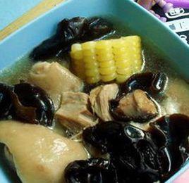 豬蹄木耳湯 豬蹄木耳湯