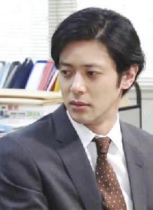 高牆裡的中學校 高牆裡的中學校