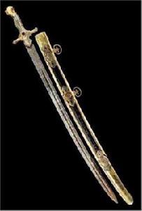 拜伯爾斯所用兵器