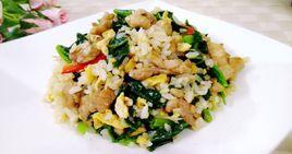 菠菜雞蛋炒飯 菠菜雞蛋炒飯