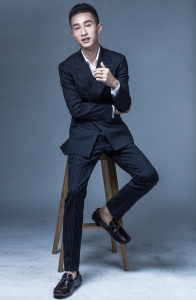 務實的理想主義者