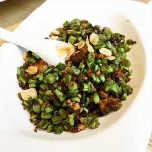 潮州欖菜肉碎炒四季豆 潮州欖菜肉碎炒四季豆