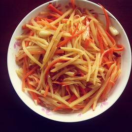 胡蘿蔔土豆絲 胡蘿蔔土豆絲