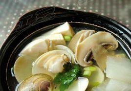 酥皮蛤蜊湯