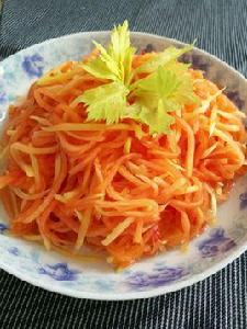 酸辣木瓜絲 酸辣木瓜絲