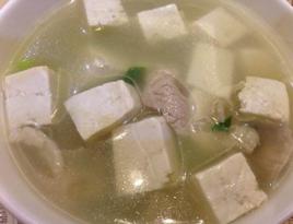 豆腐瘦肉湯 豆腐瘦肉湯