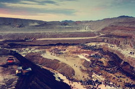 交代岩型鈾礦床 交代岩型鈾礦床