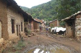 石城村[雲南省曲靖宣威市西澤鄉石城村委會]