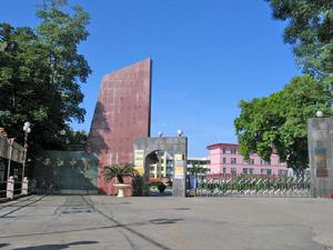 鬱南西江中學 鬱南西江中學