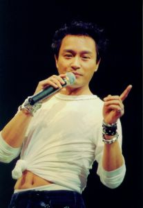 張國榮拉闊音樂會