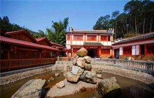 秋明山莊 秋明山莊