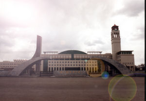 哈爾濱七十三中學