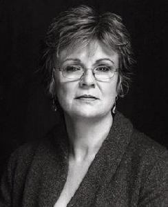 朱麗·沃特斯 朱麗·沃特斯