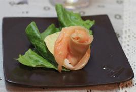 三文魚生菜包 三文魚生菜包