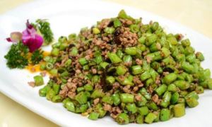 橄欖肉沫四季豆