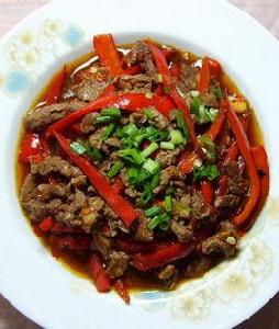 紅椒牛肉絲 紅椒牛肉絲