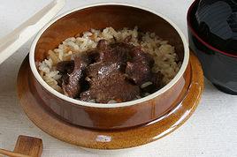 牛舌丼飯 牛舌丼飯