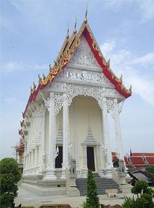 班布通的瓦薩納姆佛寺