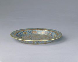 明萬曆掐絲琺瑯纏枝蓮紋盤 明萬曆掐絲琺瑯纏枝蓮紋盤