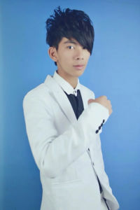 歌手洪小莫 歌手洪小莫