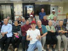 阿爾法參加公益活動