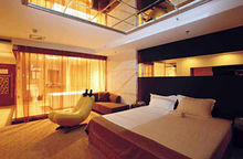 岳陽阿波羅御庭酒店