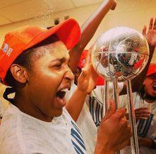 瑪雅&middot;摩爾