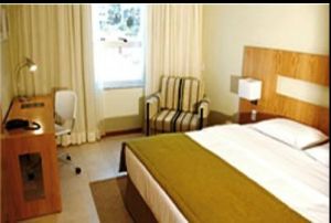 那烏姆布拉西莉亞快捷酒店