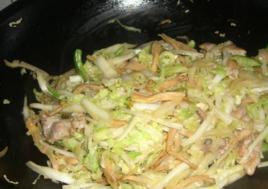 黃花菜炒白菜 黃花菜炒白菜