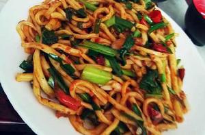 韭菜肉末拌麵 韭菜肉末拌麵