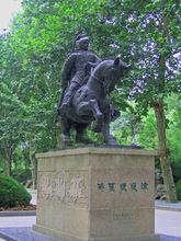 張遼威震逍遙津塑像