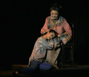 承歡膝下 承歡膝下