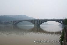 洛陽龍門大橋